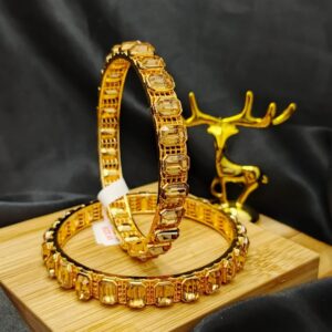Golden Glow Handcuff