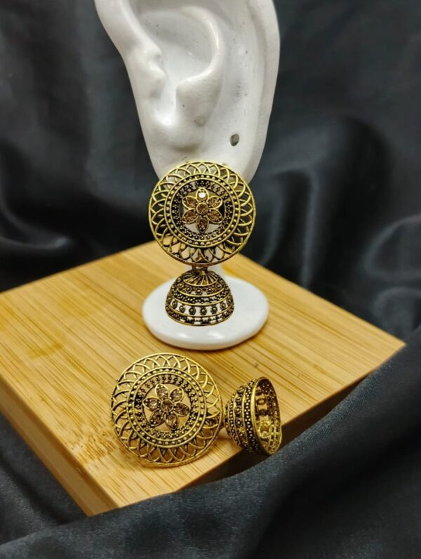 Noor Jhumki Earrings
