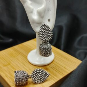 Noor Teardrop Jhumkis