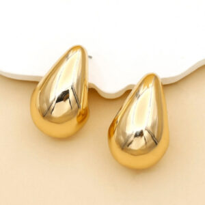 Vintage Gold Platted Teardrop Shape Earrings